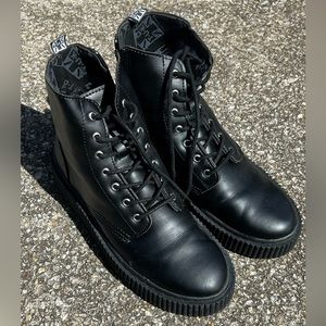 Men’s TUK Footwear Goth Punk Black Boots Size 8